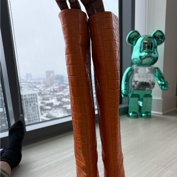 Vero Cuoio Python Boots - Picture 5 of 9